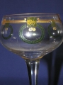 Foto 2: Jugendstil Stengel-Glas, Werksentwurf um 1904/05, Theresienthal, Vitrinen-Glas, Email Lorbeer-Kränze