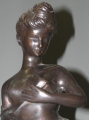 Foto 2: Große Jugendstil Bronze-Plastik: Frau mit Blumenkorb