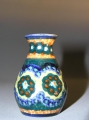 Foto 3: Kleine Bunzlauer Keramik Vase, um 1900, M. Jürgel