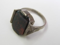 Foto 2: Ring, um 1900, mit Blutstein, 800er Silber