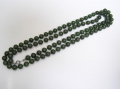 Lange Hals-Kette, um 1900, Jade-Perlen, 925er Sterlingsilber