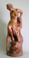 Foto 2: Ferdinand Lepcke (1866-1909): Badende, Holzskulptur, 1891, Entstehungsort Rom, Olivenholz