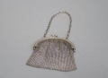 Foto 1: Kleines Silber Ketten-Täschchen, um 1900