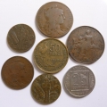 7 Münzen: Frankreich, von 1898-1952, 5-10-25 Cents-50 Francs / Italien, von 1941-1943, 10 Cents