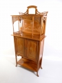 Foto 1: Jugendstil Aufsatz-Vertiko, in Nussbaum