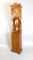 Foto 1: Albin Müller: Jugendstil Standuhr, um 1898, in hellbrauner Eiche, Werk von Uhrenfabrik Philipp Haas & Söhne - St. Georgen