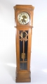 Foto 1: Art Deco Standuhr, in hellbrauner Eiche