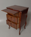 Foto 4: Louis Philippe Kommode / Beistellmöbel, in Mahagoni