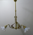 3-flammige Jugendstil Deckenlampe, wohl Dresden, um 1900, in Messing