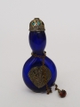 Foto 2: Orientalische Riechflasche, um 1900, Glas mit Silber- und Steinbesatz