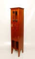 Foto 1: Jugendstil Pfeilerschrank, um 1910, in Mahagoni