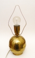 Foto 2: Design Tischlampe, einflammig, Bast und Messing