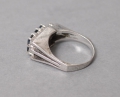 Foto 3: Fingerring, 925er Sterlingsilber, 20. Jahrhundert, mit diamant- und saphirartigem Zirkoniabesatz