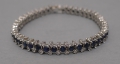 Foto 3: Armband, 925er Sterlingsilber, 20. Jahrhundert, mit diamant- und saphirartigem Zirkoniabesatz