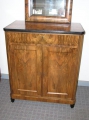Foto 3: Beistellmöbel / Beistellschrank, mit Spiegel, Biedermeier, in Wurzelnußbaum