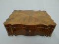 Foto 1: Spätbiedermeier Schmuck-Schatulle, um 1840, in Mahagoni
