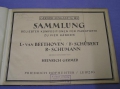 Foto 2: Notenheft: Sammlung beliebter Kompositionen für Pianoforte zu vier Händen von L. van Beethoven / F. Schubert / R. Schumann