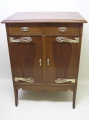 Beistellmöbel / Beistellschrank, Jugendstil, in heller Eiche