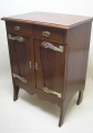 Foto 2: Beistellmöbel / Beistellschrank, Jugendstil, in heller Eiche