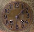 Foto 3: Messing Tisch-Uhr, um 1910, Wiener Werkstätten