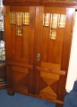 Wiener Werkstätten attr.: Bücherschrank, Jugendstil, in Nußbaum