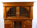 Foto 2: Firma Friedrich Schramm - Lübeck: Jugendstil Aufsatz-Buffet-Schrank, Eiche, zweiteilig