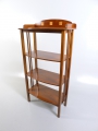 Jugendstil Etagere, um 1910, in Nußbaum, vieretagig