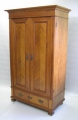 Kleiderschrank, Jugendstil, in Nußbaum