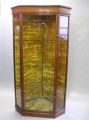 Vitrine / Eckvitrine, Art Deco, in Mahagoni