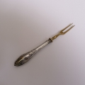 Foto 1: Historismus Vorlege-Gabel, um 1880, 800er Silber, Hildesheimer Rose-Dekor
