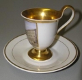 Foto 2: Berliner Porzellan Ansichten-Tasse: Motiv Berlin - Schloß, KPM, 1823-1832