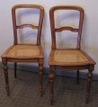 2 x Gründerzeit Stühle, in Nußbaum, um 1880