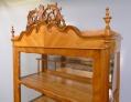 Foto 2: Spätbiedermeier Vitrine, um 1840, in Kirschbaum, deutsch