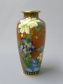 Asiatische Vase, 20. Jahrhundert, China, Cloisonné-Technik, Magnolien-Dekor