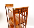 Foto 2: Strenge Jugendstil Etagere / Regal, nußbaumfarbig, um 1910, wohl Österreich