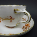 Foto 3: 2-teilige Meißen Porzellan Ziertasse / Vitrinentasse, um 1900, mit asiatischem / Kakiemon Dekor