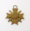 Foto 2: Orden / Ehrenzeichen Kriegsverdienstkreuz mit Schwertern, 2. Klasse, 1939