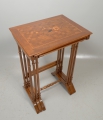 3er Satz Jugendstil Satztische / "nest of tables", in Nussbaum, um 1910, einschiebbare intarsierte Beistelltische